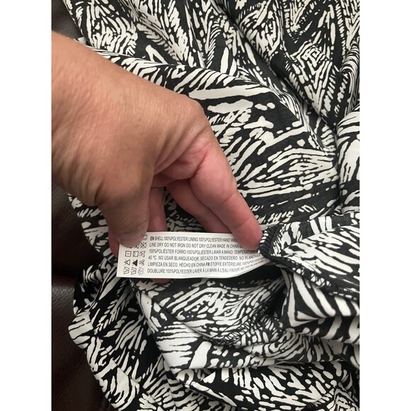 Forever 21 Women’s a line dress medium sleeveless Sweetheart Adjustable straps - Picture 12 of 12